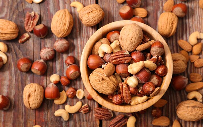 Mixtures of walnuts